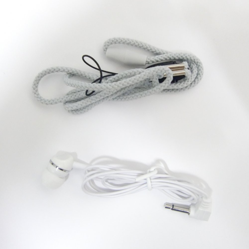 (未使用･未開封品)　ハピソン(Hapyson) LEDライト付き防水ラジオ ホワイト YH-101-W 60wa65s 61hAjXEB9SL._UF350,350_QL50_.jpg